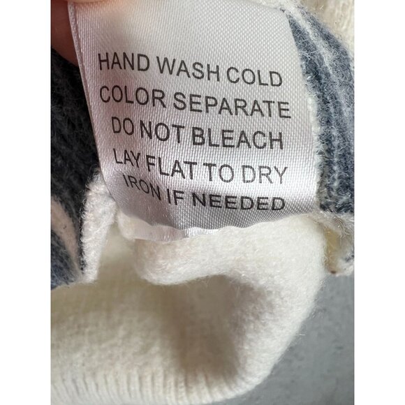 Lelis Collection Womens Sweater Abstract Graffiti Spray Paint Cream/Black XS - Picture 8 of 9